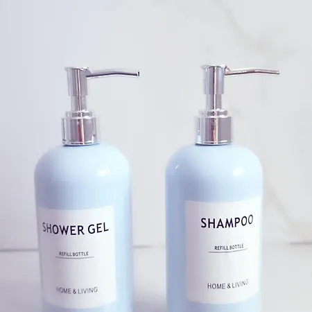 Marina's Qsut * Tirana