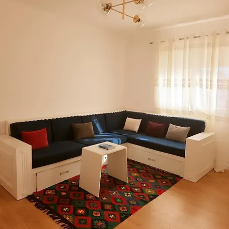 Marina's Qsut Tirana